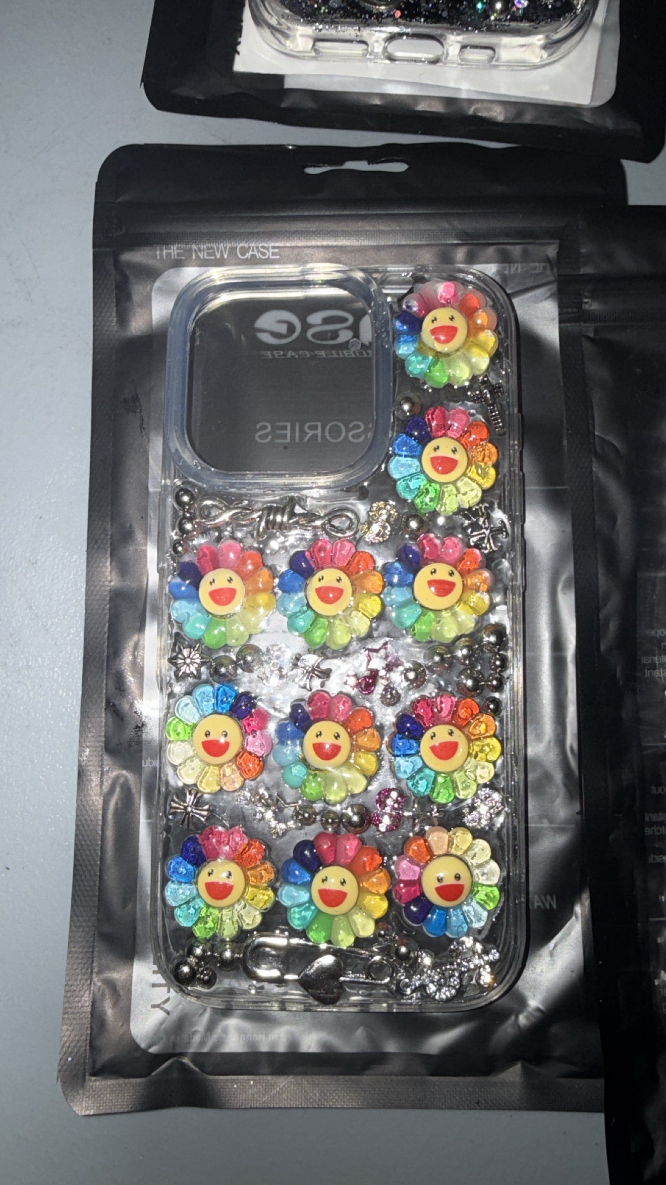 “Flower Attack” IPhone 16 Pro Case